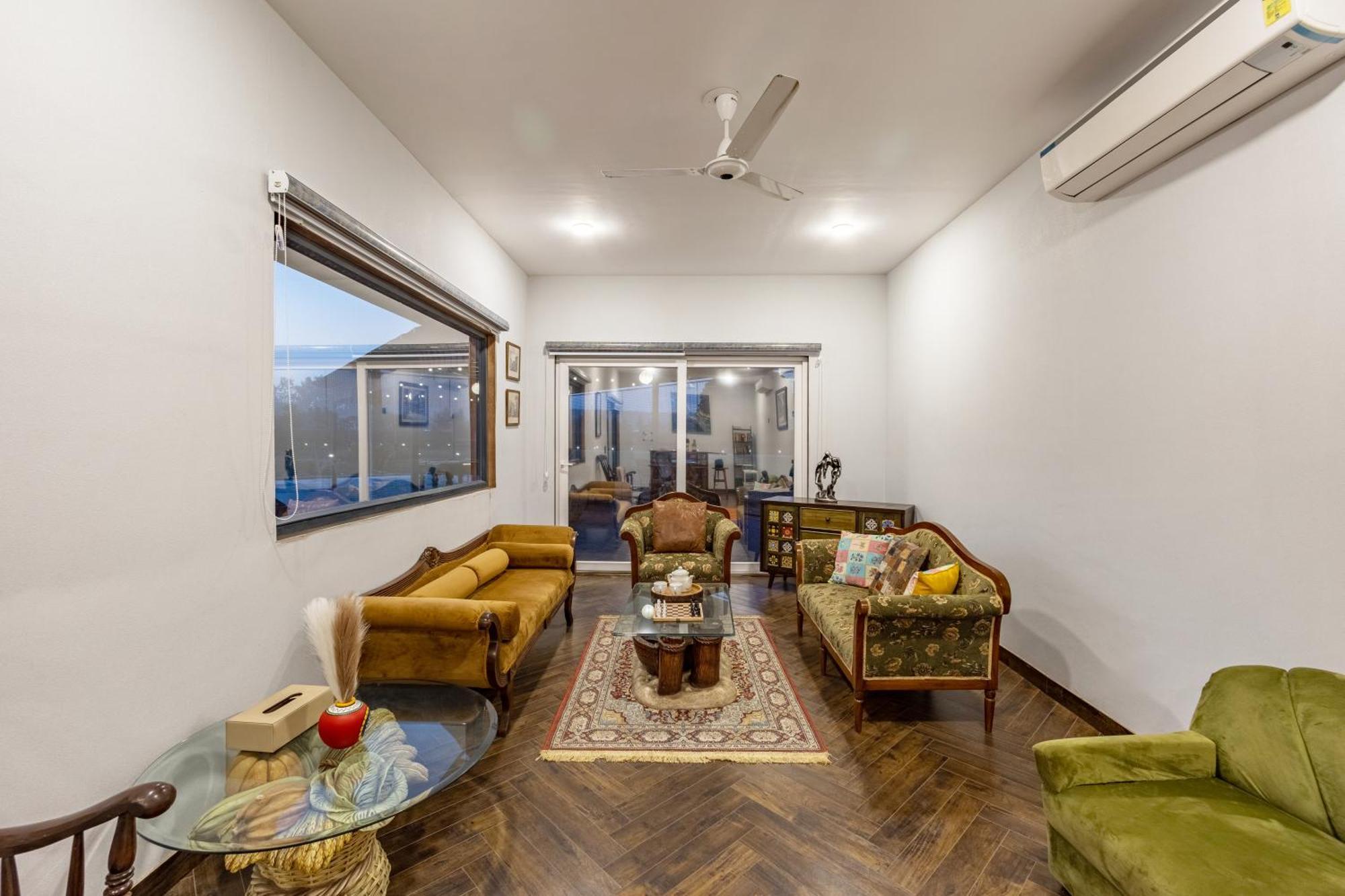 Elivaas Hidden Oasis 4Bhk With Pool, Mud House & Container House Villa Dhauj Kültér fotó