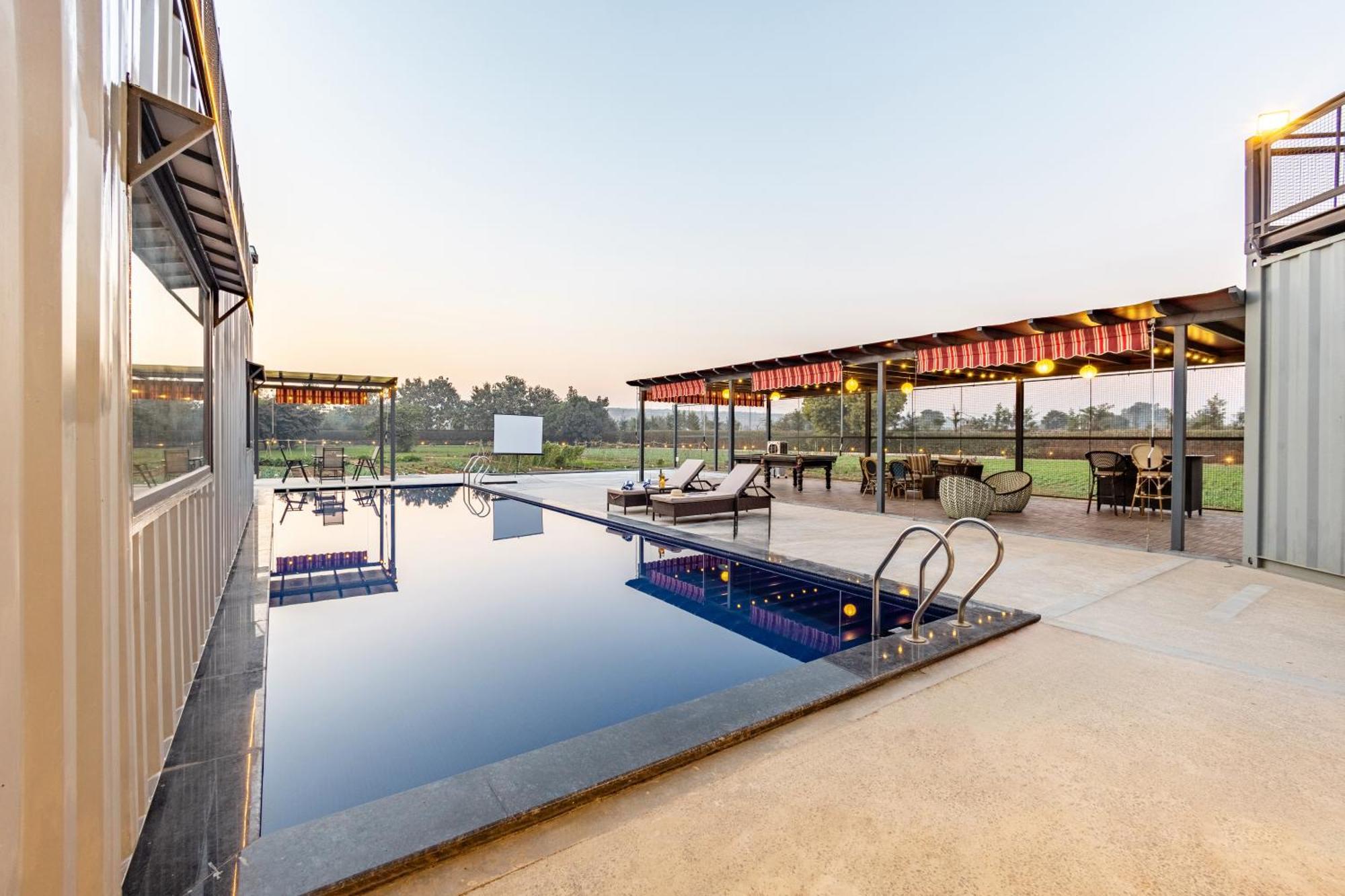 Elivaas Hidden Oasis 4Bhk With Pool, Mud House & Container House Villa Dhauj Kültér fotó